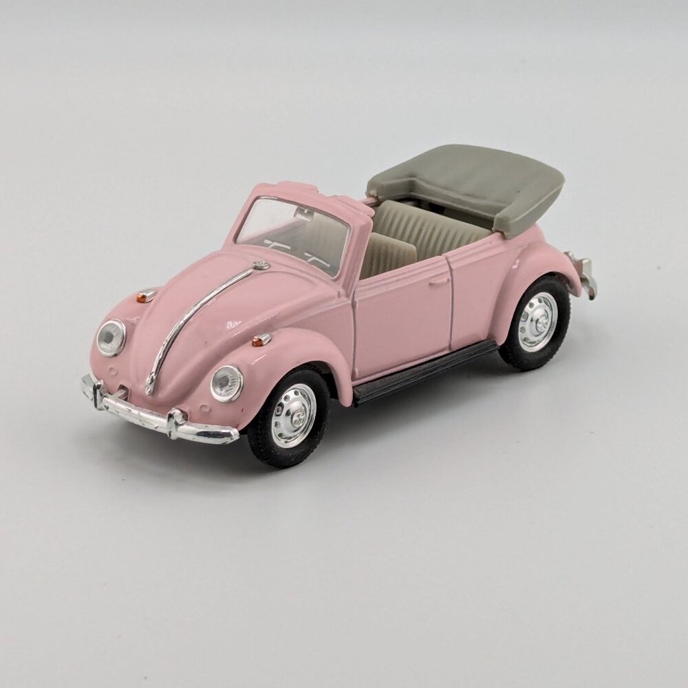 Road Legends 1967 Volkswagen Beetle – Pink Collector's Edition 1/43